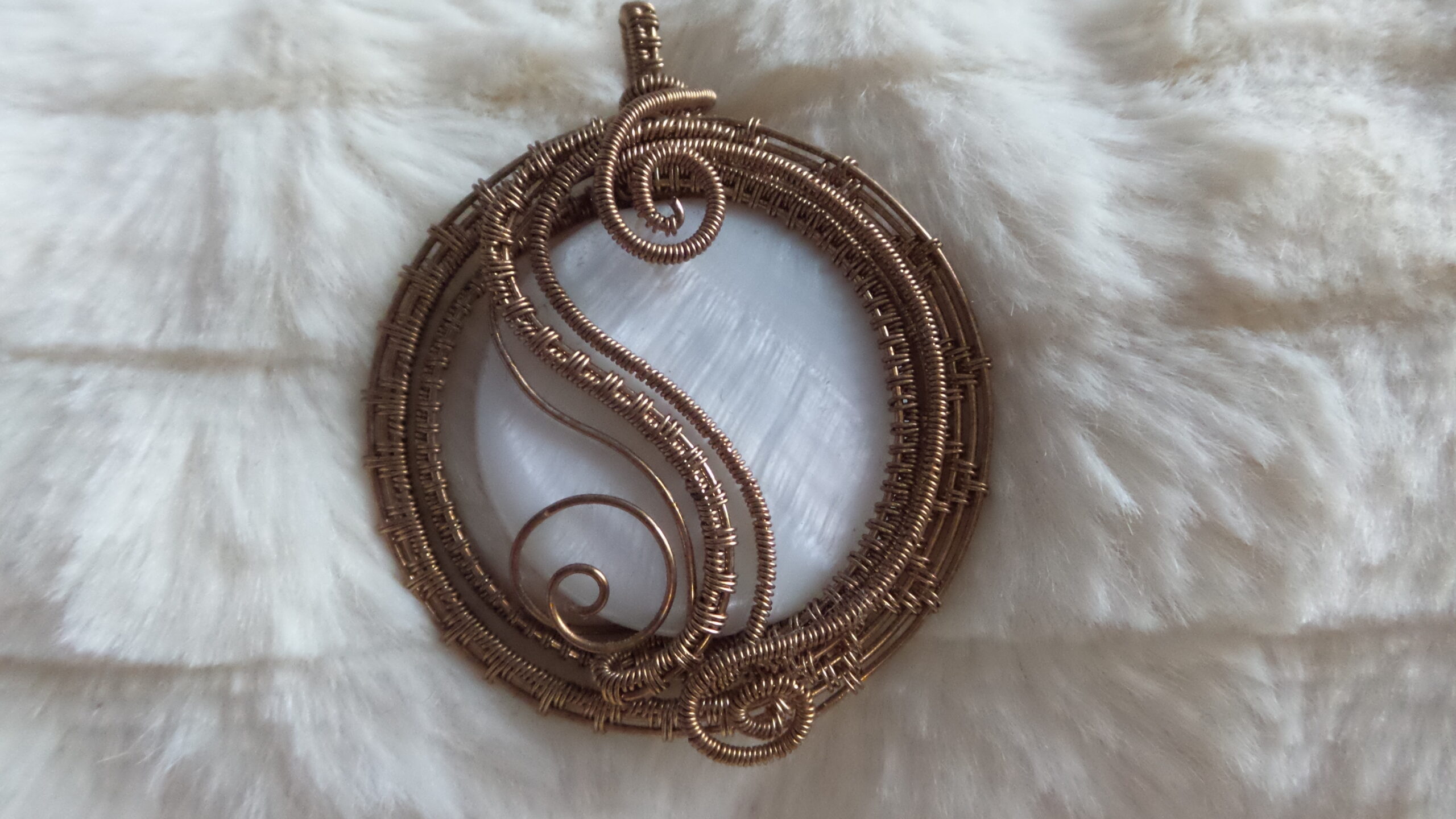 Swirls Pendant